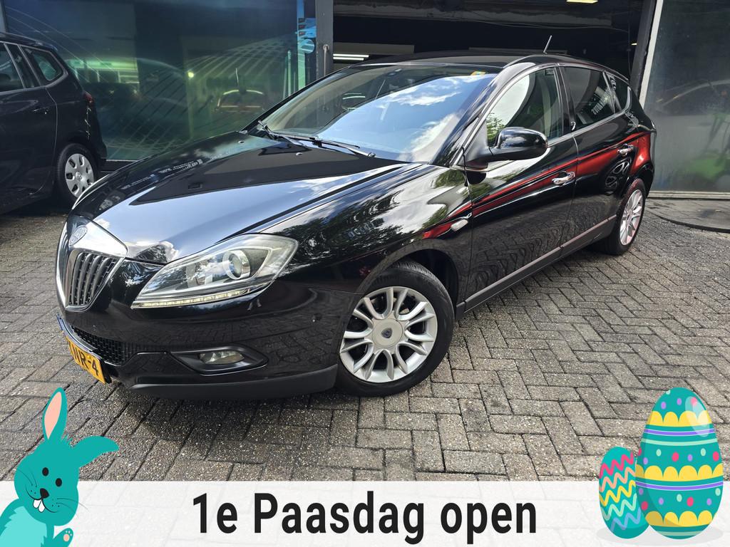 Lancia Delta 1.4-16V Oro | 2E EIGENAAR | 12MND GARANTIE | AI, Voorwielaandrijving, Gebruikt, 4 cilinders, Leder en Stof