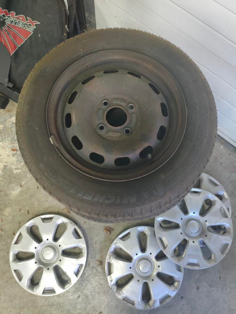 Ford Fiesta velgen met banden, Auto-onderdelen, Banden en Velgen, Ophalen, 14 inch, 175 mm, Band(en)