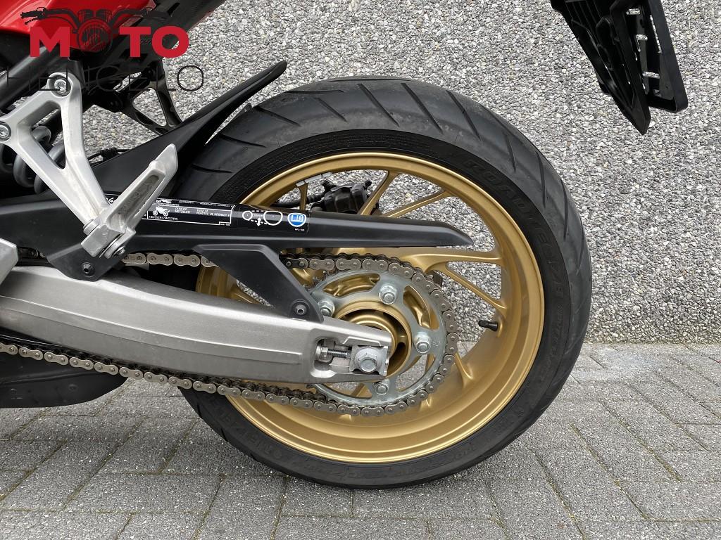 Honda CB 650 F ABS (bj 2015), Motoren, Motoren | Honda, Capronilan 1
1119 NN  Schiphol-Rijk, NL, Cco@honda-eu.com, HONDA MOTOR EUROPE