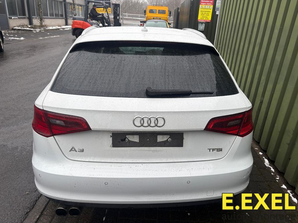 Achterklep Audi A3 Sportback (8VA/8VF) 2012-2020 WIT, Gebruikt, Achter, -, -