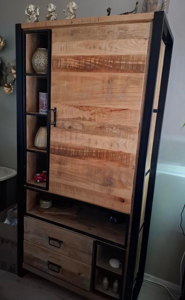 Mangohouten kast, Huis en Inrichting, Kasten | Buffetkasten, Ophalen, 100 tot 150 cm, 200 cm of meer, Zo goed als nieuw