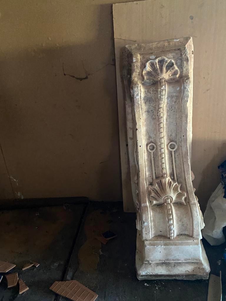 Griekse zuilen, Ophalen, Gebruikt