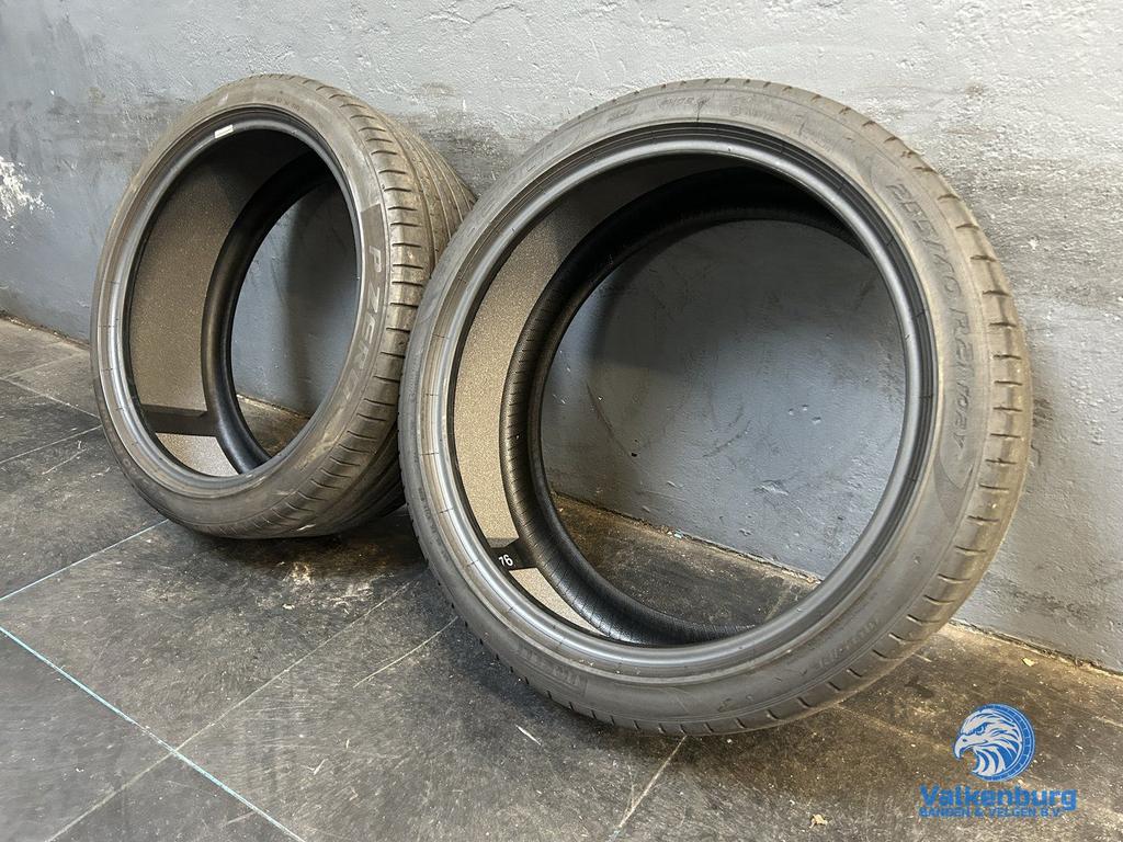 Zomerbanden 255/40R21 Pirelli Pzero, Gebruikt, 255 mm, -, -