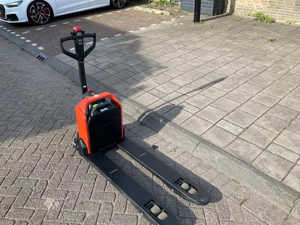 BT LHE130 1300KG PALLETWAGEN / HEFTRUCK (bj 2023), 1000 tot 2000 kg, Elektrisch, Palletwagen, BT