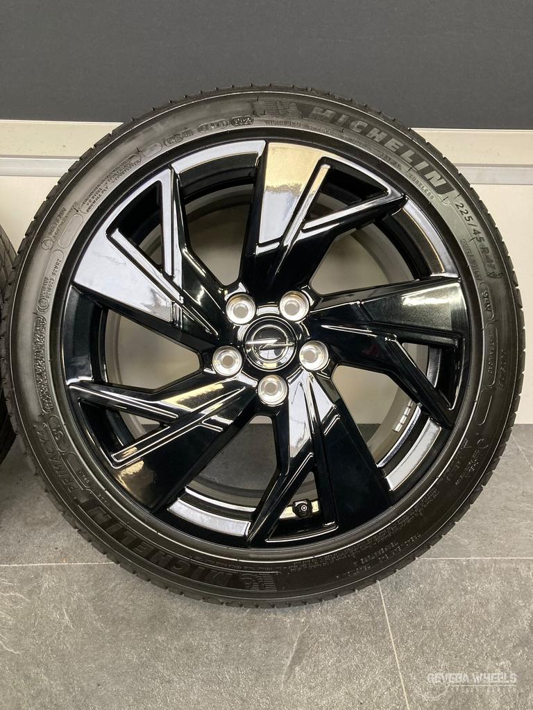 17” originele Opel Astra L velgen + banden DEMO 5x108 984328, Gebruikt, -, -, Banden en Velgen