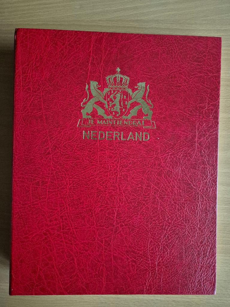 Postzegelalbum Nederland 1852 - 1984, Postzegels en Munten, Postzegels | Volle albums en Verzamelingen, Ophalen, Buitenland