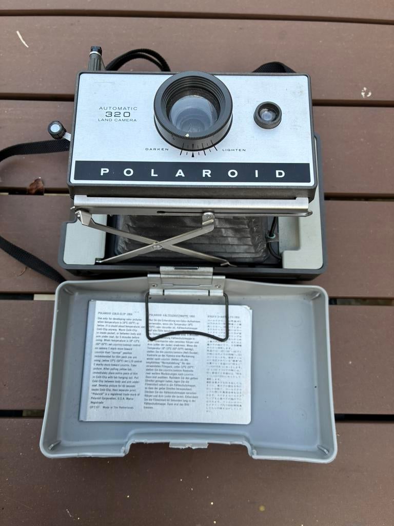 Vintage polaroid camera 320, Ophalen of Verzenden, 1960 tot 1980, Fototoestel