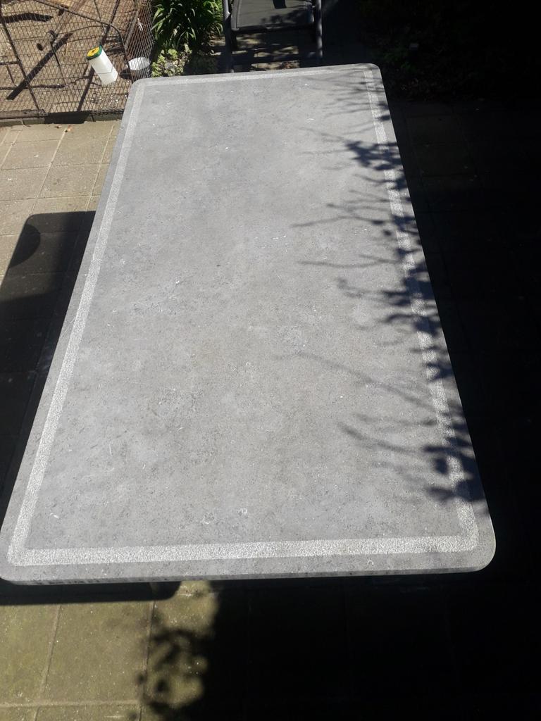 Natuurstenen tuintafel 2x1 meter met RVS frame, Tuin en Terras, Tuintafels, Ophalen, Zo goed als nieuw, Rechthoekig, Rvs