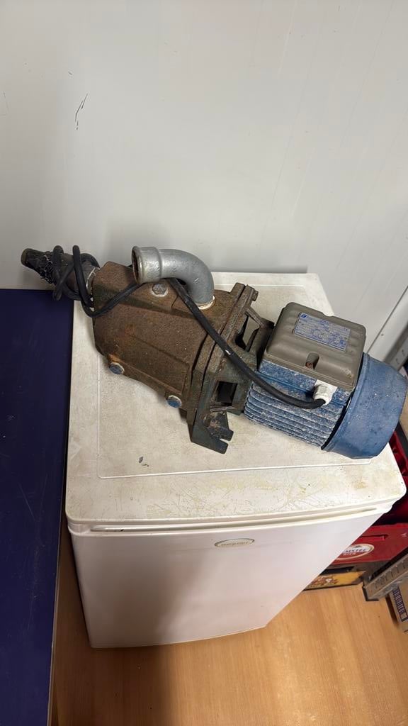 Foras Waterpomp, Ophalen of Verzenden, Gebruikt