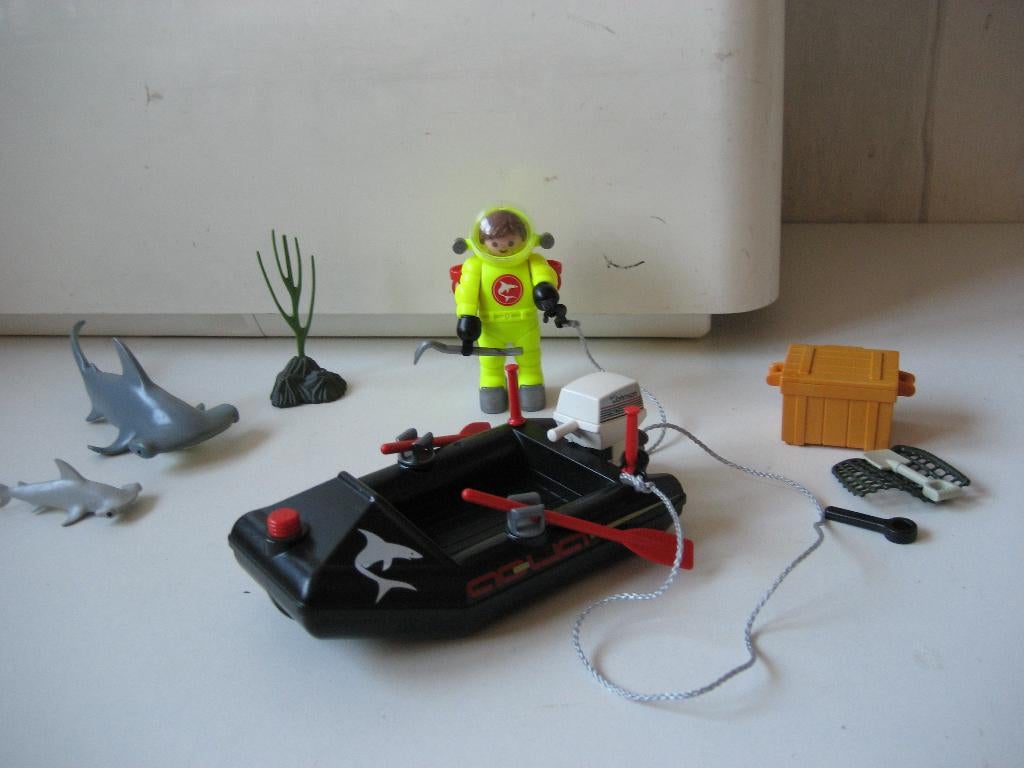 playmobil duiker met zodiac en haaien, Ophalen of Verzenden, Zo goed als nieuw
