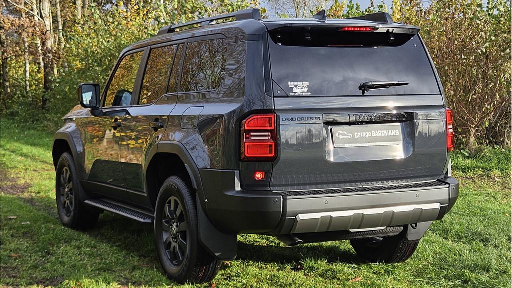 Toyota Land Cruiser 250 2.8 D-4D Executive GRIJS KENTEKEN, Gebruikt, 4 cilinders, Bedrijf, Diesel