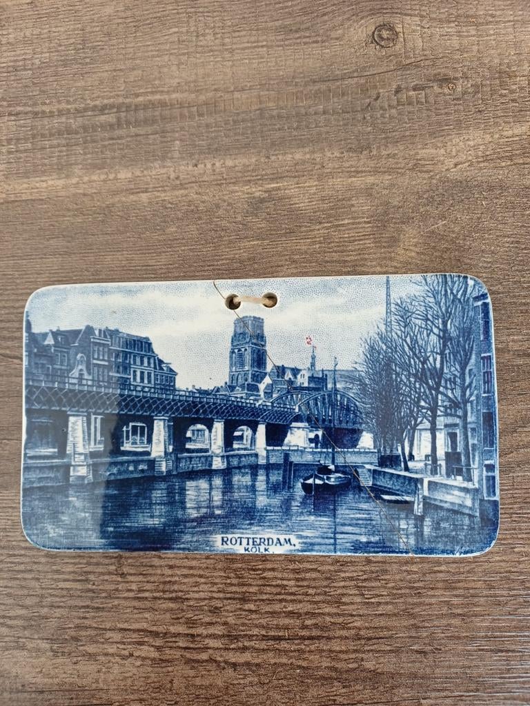 Antiek tegeltje Rotterdam, Ophalen