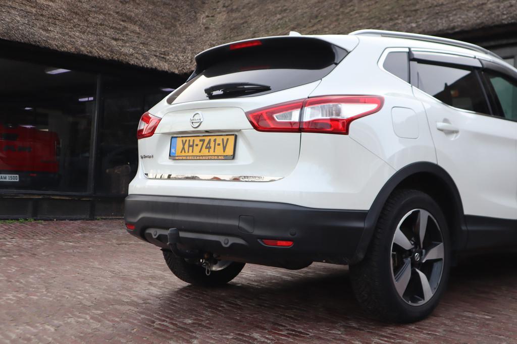 Nissan QASHQAI 1.2 Connect Edition | Trekhaak | DAB Radio |, Auto's, Voorwielaandrijving, Euro 5, Stof, Gebruikt