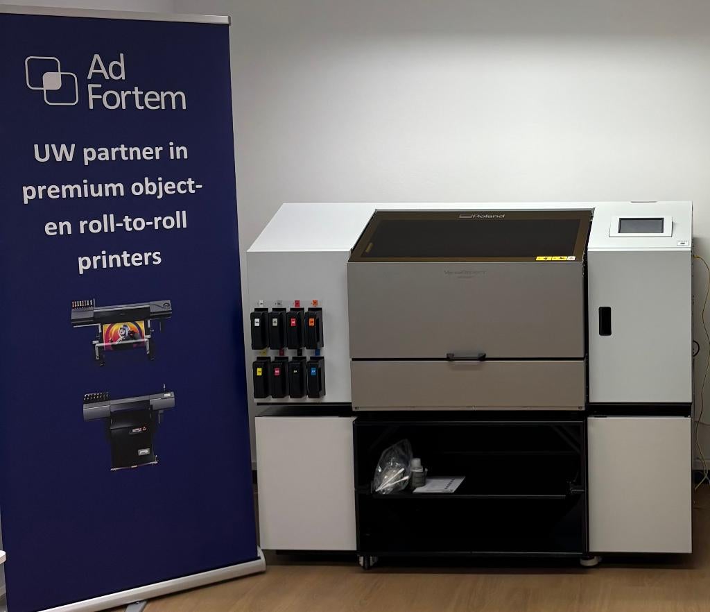 Roland VersaOBJECT MO-240 (showroommodel), Computers en Software, Printers, Ophalen of Verzenden, Zo goed als nieuw, LED-printer