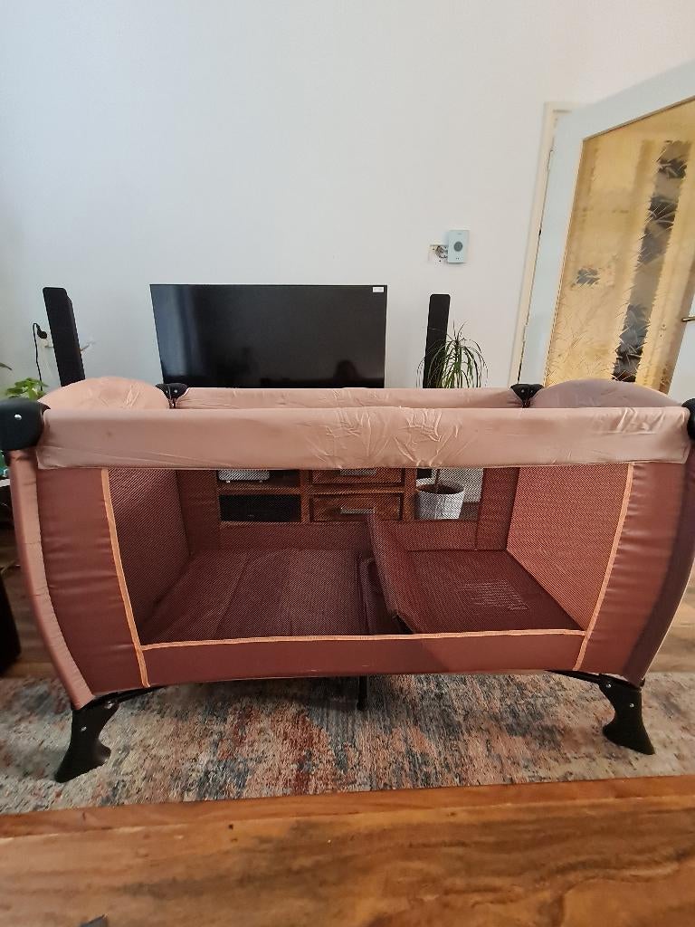 Reisbedje, Ophalen, Zo goed als nieuw, Minder dan 140 cm, Matras