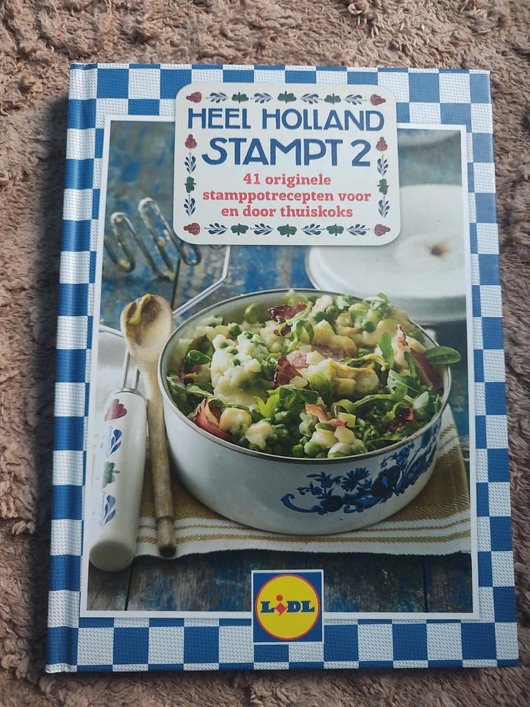 Heel Holland Stampt 2 - 41 originele stamppotrecepten, Boeken, Hoofdgerechten, Lidl, Ophalen of Verzenden, Zo goed als nieuw