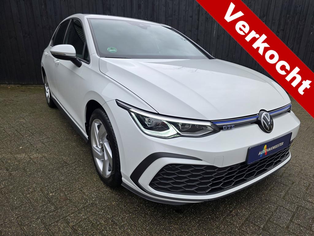 Volkswagen Golf 1.4 eHybrid GTE (bj 2021, automaat), Gebruikt, 4 cilinders, Wit, 1527 kg