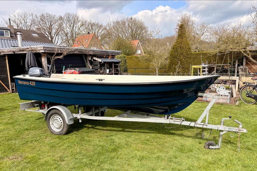 Verano 420 sloep met trailer en nieuwe 6pk Yamaha motor, Watersport en Boten, Ophalen, Tot 10 pk, Zo goed als nieuw, 3 tot 6 meter