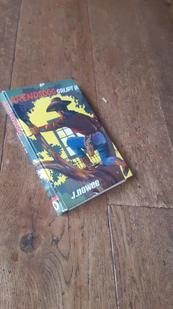 Arendsoog deel 9 Arendsoog grijpt in, Boeken, Ophalen of Verzenden, Gelezen, J. Nowee