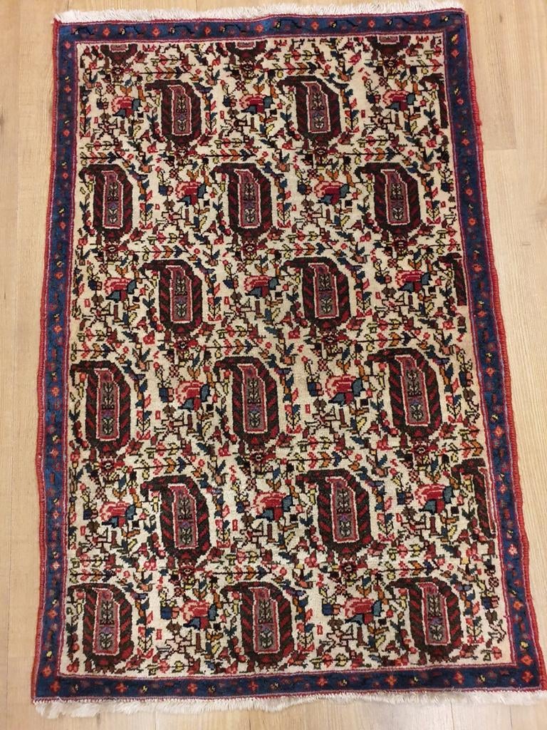 Vintage handgeknoopt perzisch tapijt malayer 104x66, Info@SlatsAntiek.nl, 100 tot 150 cm, Perzisch, Rechthoekig