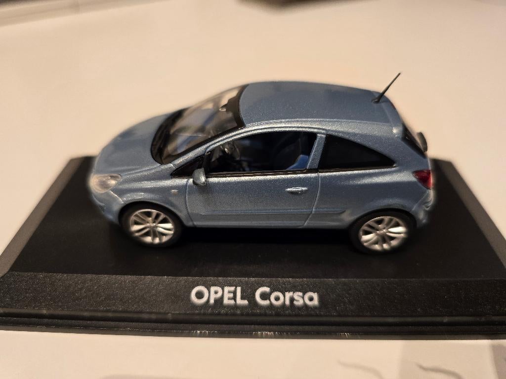 Opel Corsa 1/43, Ophalen of Verzenden, Gebruikt, Auto, Norev
