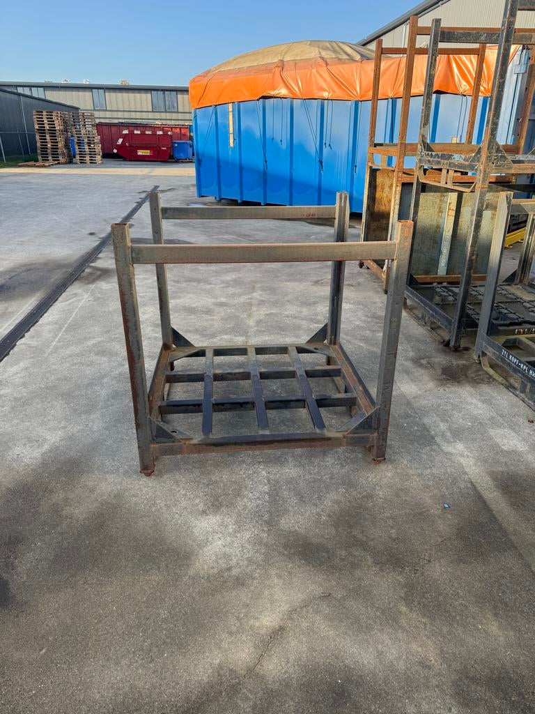 Metalen bok voor opslag van lange lengtes 120 x 120, Doe-het-zelf en Verbouw, Metalen, Ophalen, Zo goed als nieuw, IJzer