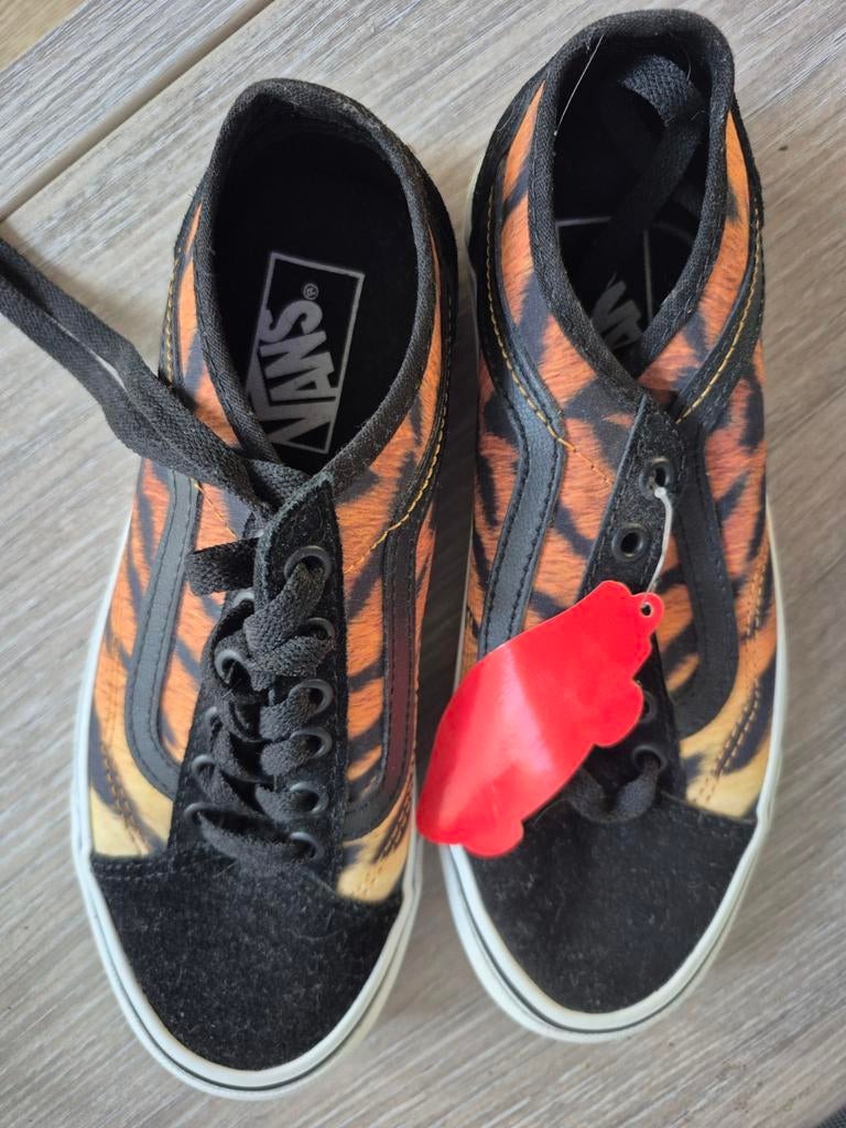 Nieuwe Vans sneakers met tijgerprint - Maat 36,5, Kleding | Dames, Schoenen, Overige kleuren, Nieuw, Ophalen of Verzenden, Sneakers of Gympen