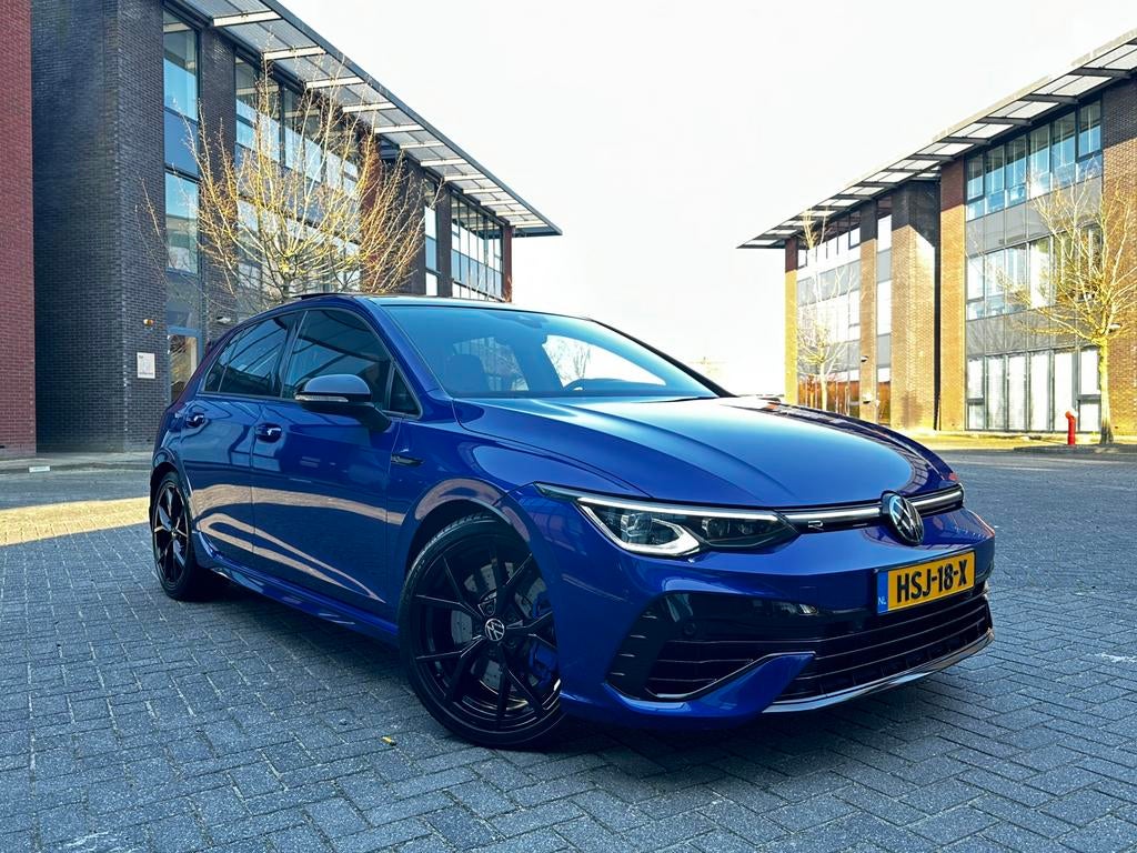 Volkswagen Golf 8R 2.0 4Motion - AKRA, HUD, H&K 2024 Blauw, Stof, Zwart, 4 cilinders, 1984 cc