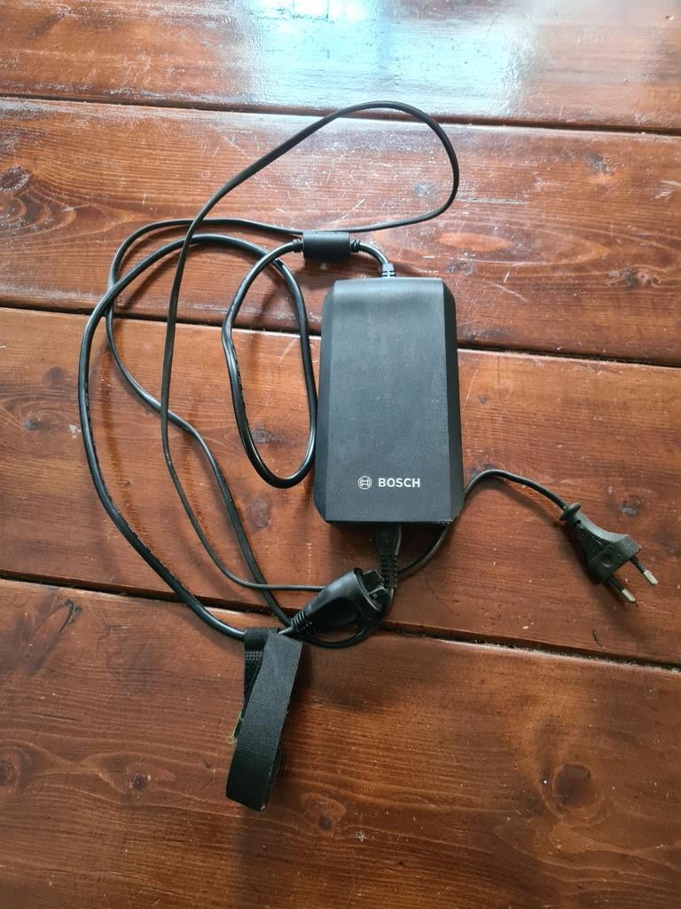 Bosch eBike Acculader 36-4/230 voor fiets, Ophalen of Verzenden, Gebruikt