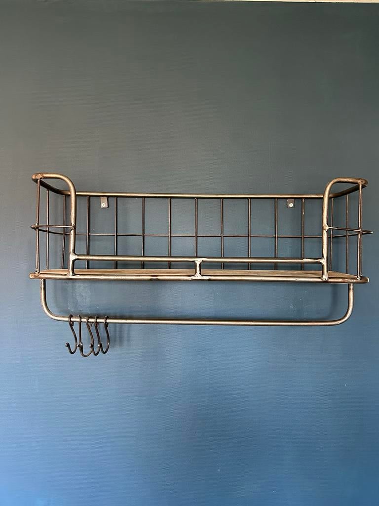 Leuk wandrek met haken - industrieel design, Ophalen, Gebruikt