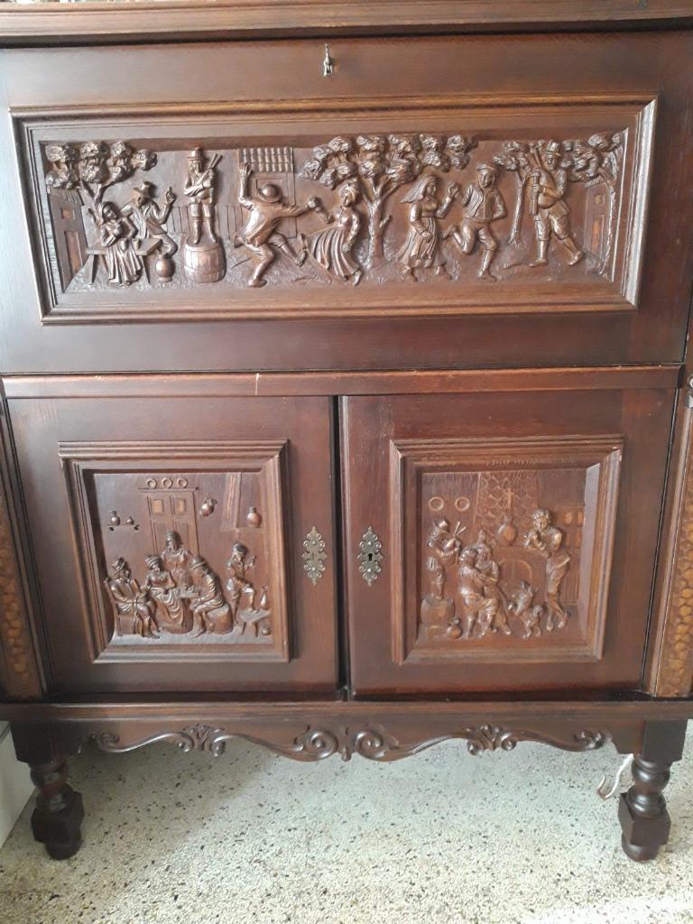 Antiek kastje, Ophalen