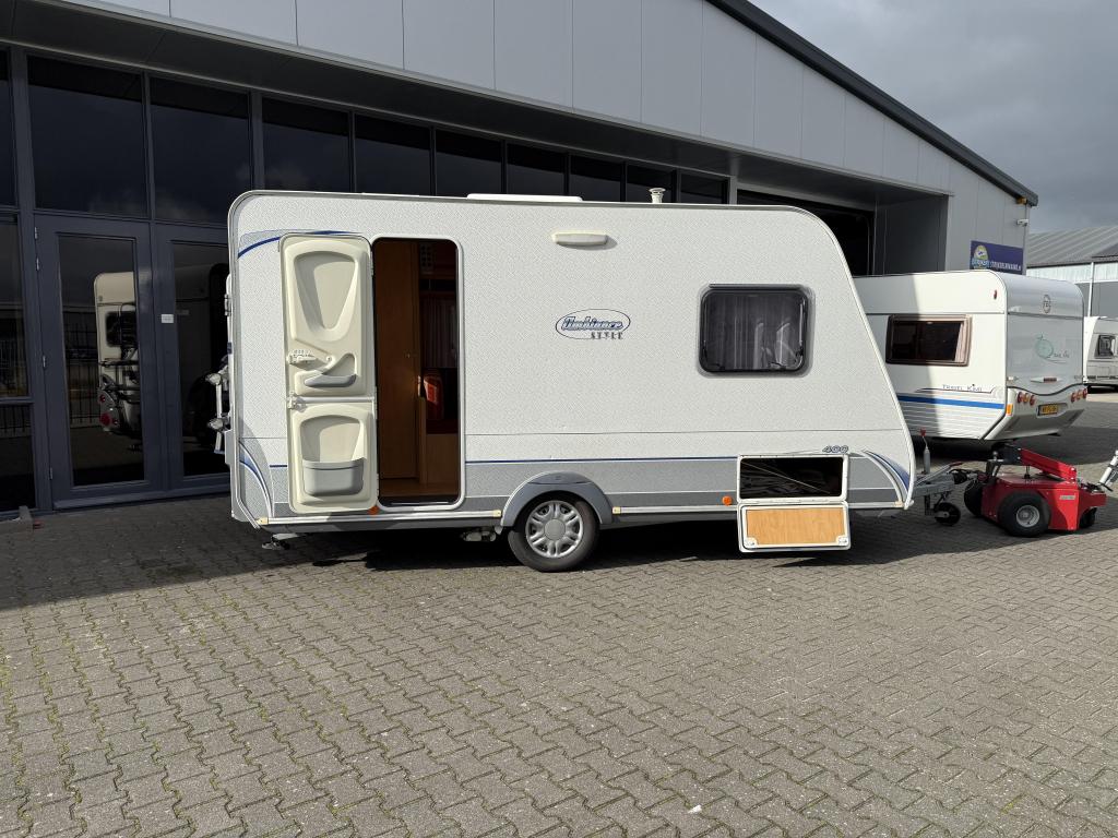 Caravelair Ambiance Style 400 CP Bed + Zit WC 840kg Mover, Caravans en Kamperen, Schokbreker, Bedrijf, Treinzit, 4 tot 5 meter
