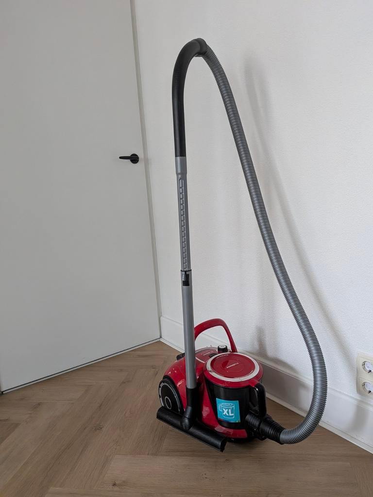 Bosch ProSilence serie 6 stofzuiger, Witgoed en Apparatuur, Stofzuigers, Ophalen of Verzenden, Gebruikt, Reservoir, Stofzuiger