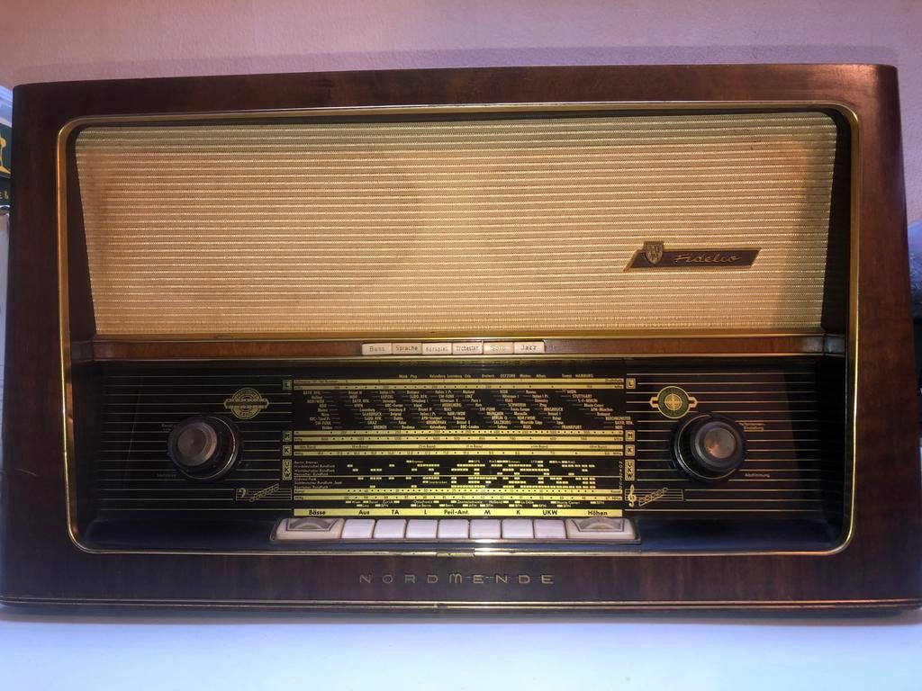 Mooie oude  Nordmende Fidelio, Ophalen, Zo goed als nieuw