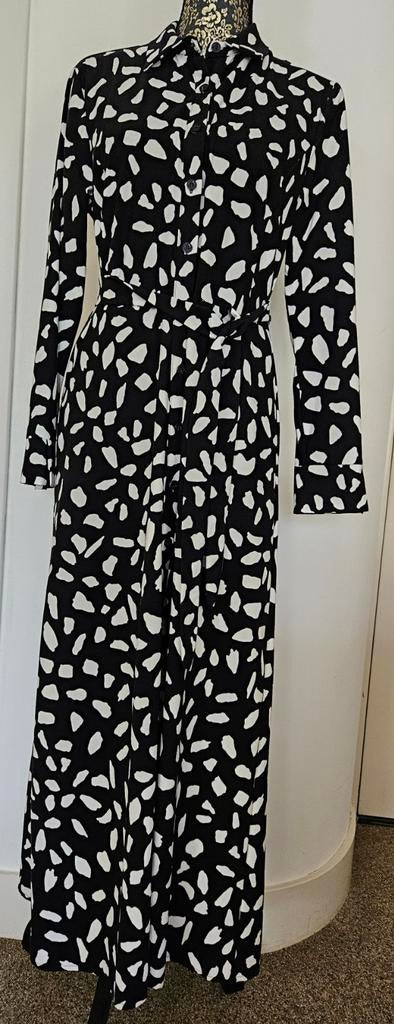 Helena Hart doorknoopjurk travelstof, Kleding | Dames, Maat 38/40 (M), Zwart, Zo goed als nieuw, Onder de knie