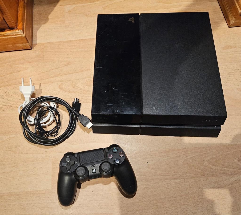 Sony PlayStation 4 (complete set), 500 GB, N.v.t., N.v.t., Refurbished