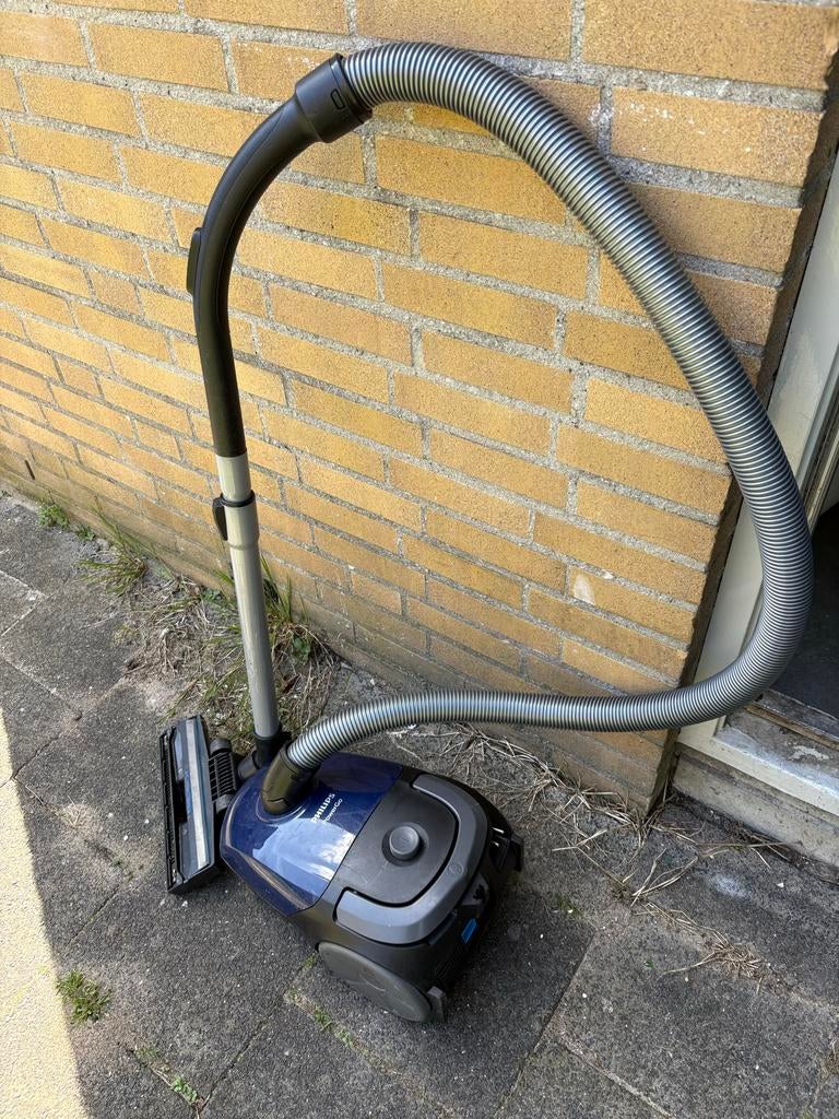 Philips PowerGo Stofzuiger FC8240/09 - Gebruikt, Stofzak, Gebruikt, Stofzuiger, Ophalen of Verzenden