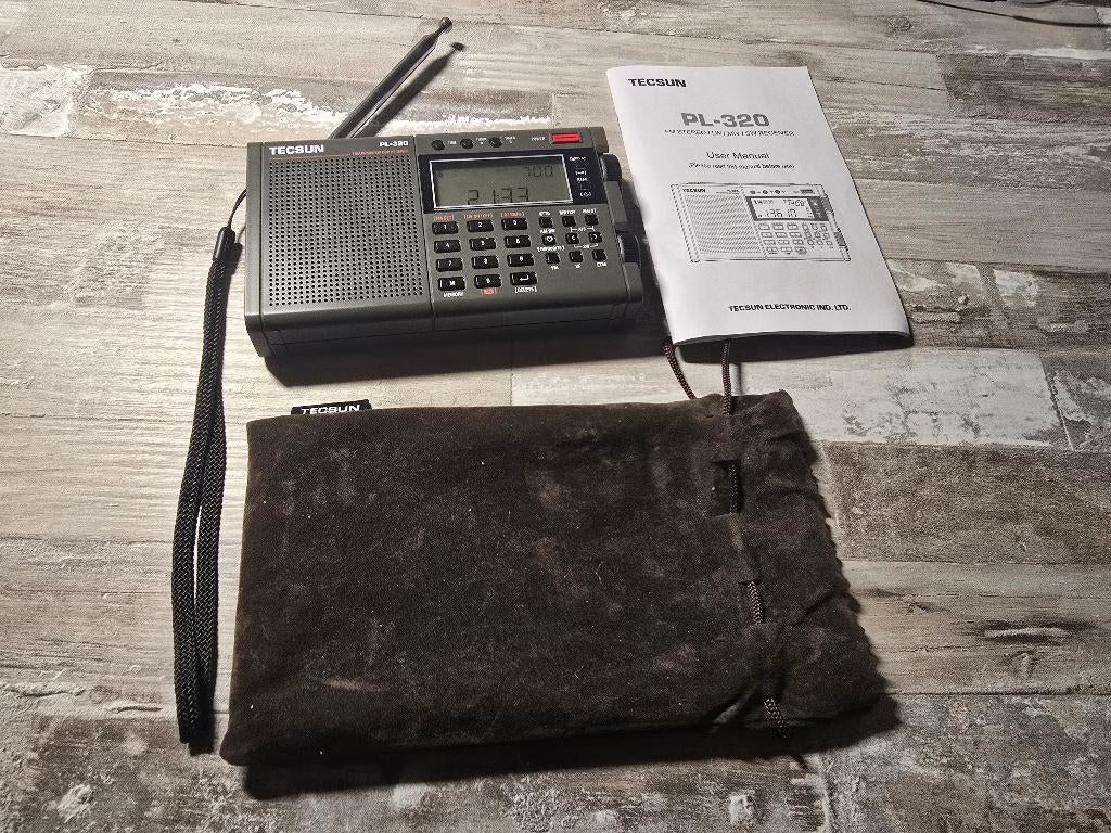 tecsun wereld ontvanger PL 320, Ophalen of Verzenden, Zo goed als nieuw, Wereldontvanger