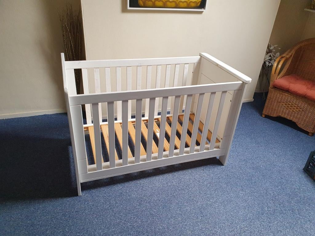 Wit houten ledikant voor baby of peuter, Kinderen en Baby's, Babywiegjes en Ledikanten, Ophalen of Verzenden, Gebruikt, Ledikant