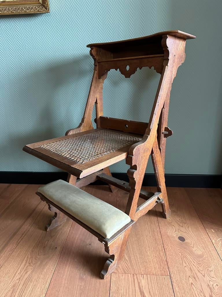 Bid stoel kniel bankje, Ophalen