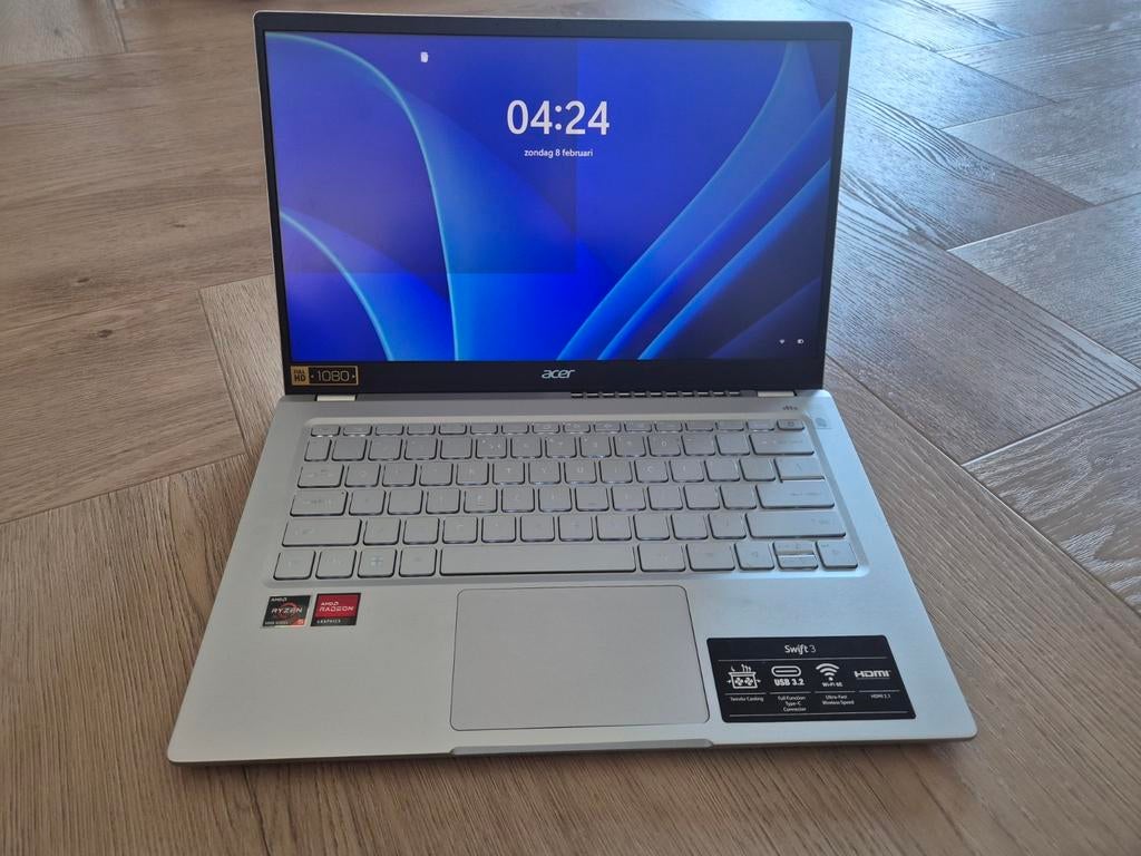 Acer Swift 3 SF314-511-52UG, Met videokaart, 2 tot 3 Ghz, Qwerty, 8 GB