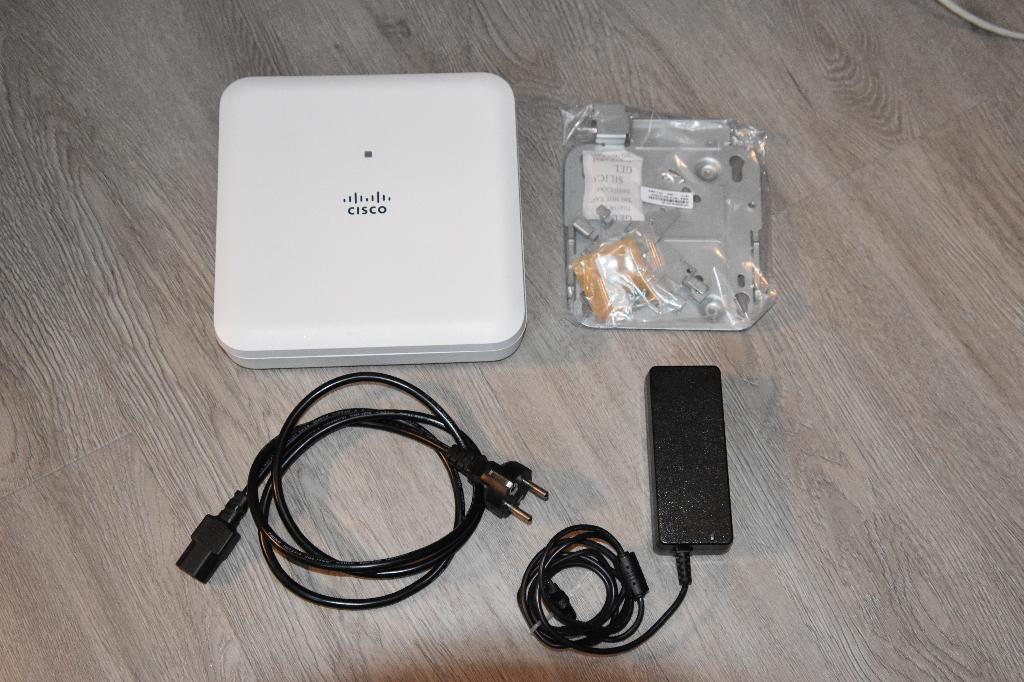 Cisco Aironet 1832i (Mobility Express AP), Ophalen of Verzenden, Gebruikt, Cisco