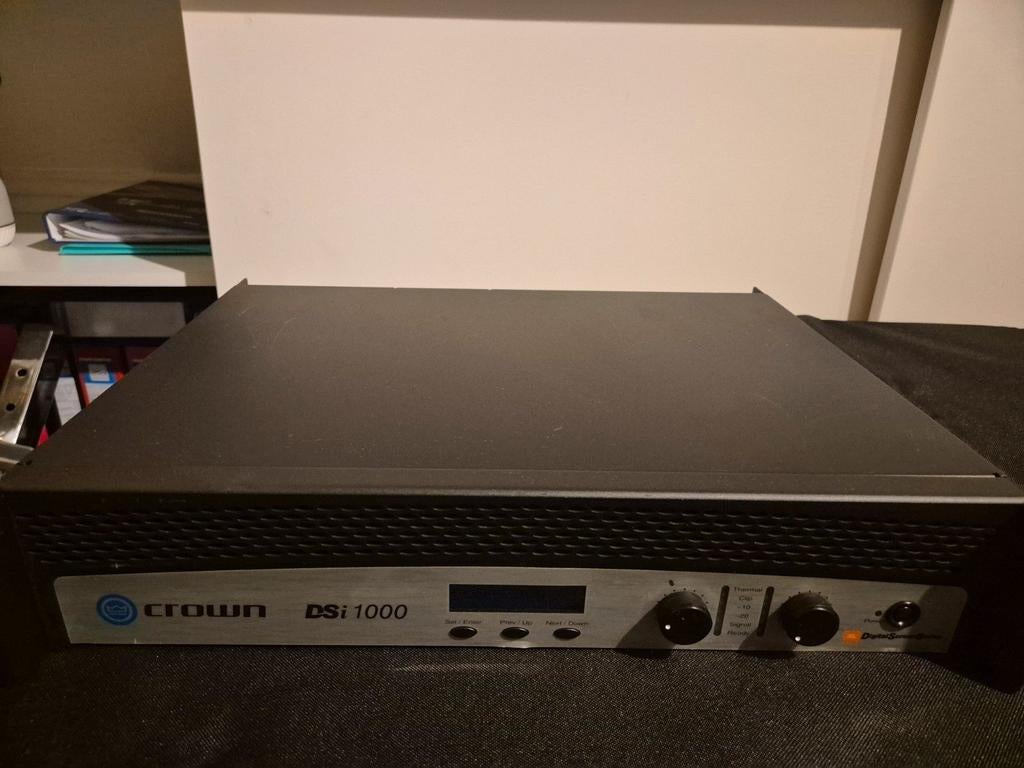 Crown DSi 1000 versterker, Ophalen of Verzenden, Gebruikt, Minder dan 500 watt