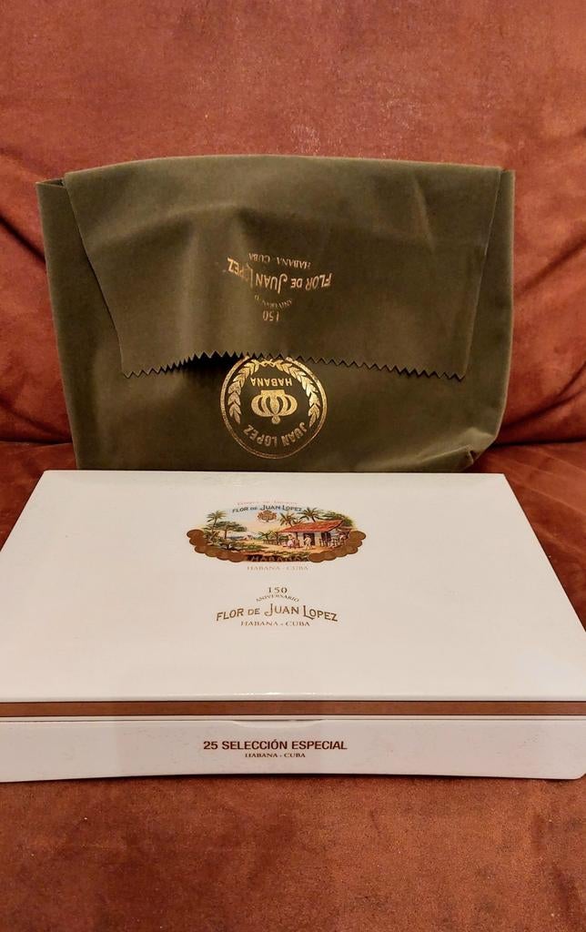 Juan Lopez 25 selection houten sigaren kist, Verzamelen, Rookartikelen, Aanstekers en Luciferdoosjes, Ophalen of Verzenden, Tabaksdoos of Verpakking