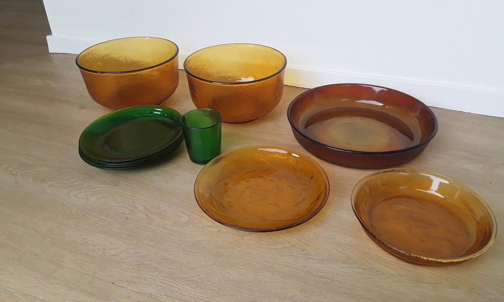 Vintage servies Arcoroc France, Amber en groen, vanaf prijs!, Ophalen of Verzenden, Zo goed als nieuw, Glas, Schaal of Schalen
