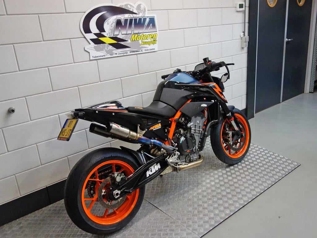KTM 890 DUKE R - foto 3