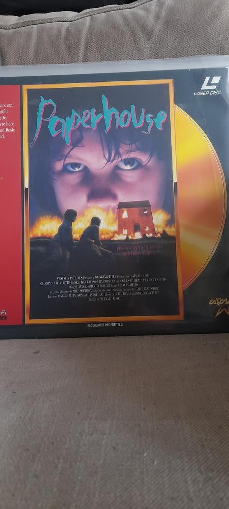 Laserdisc  Paperhouse   PAL, Ophalen of Verzenden, Zo goed als nieuw
