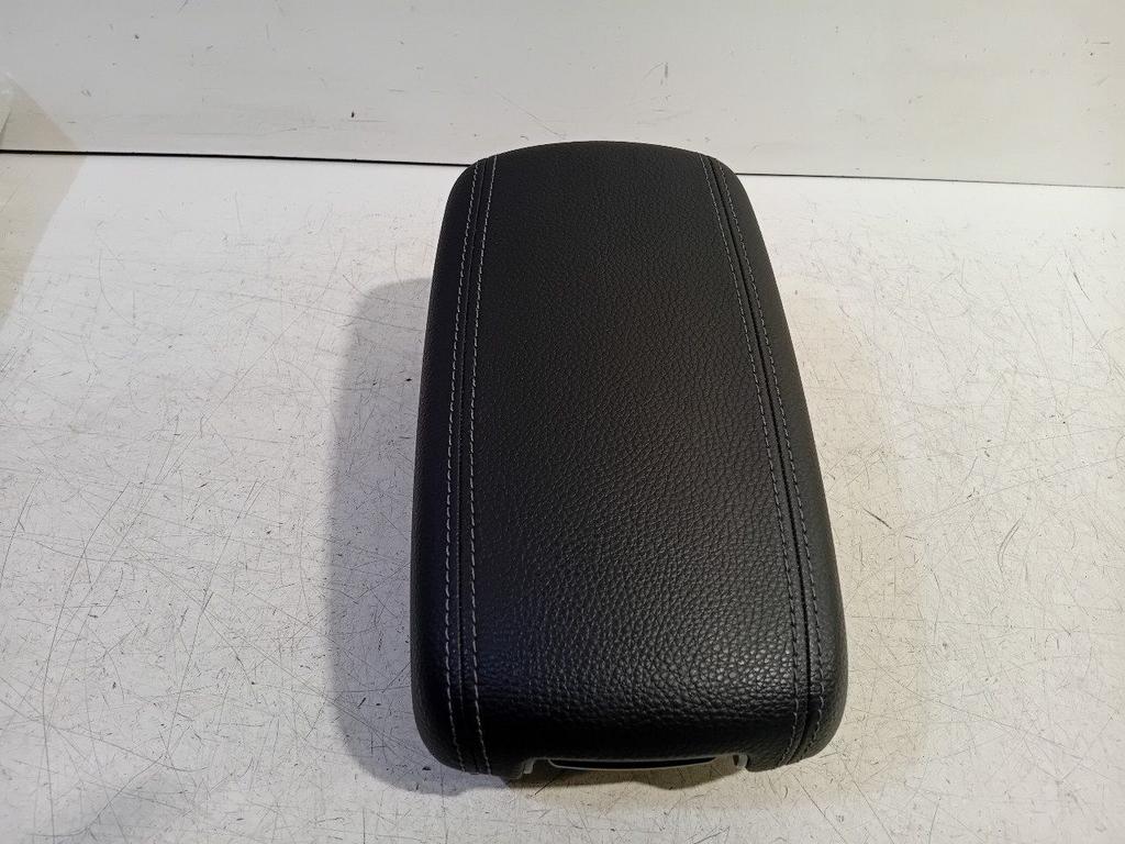 Armsteun Kia Stonic, Onderdelen@venauto.nl, Van der Ven Autorecycling B.V., Ettenseweg 76, 4706 PB Roosendaal, The Netherlands