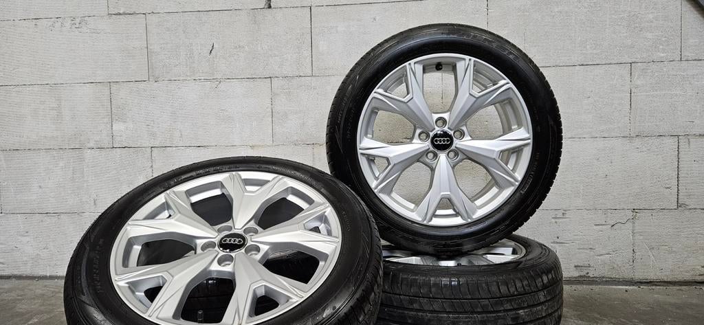 17" Audi A1 T-cross Kamiq org velgen winter zomerbanden, Gebruikt, Banden en Velgen, 17 inch, V