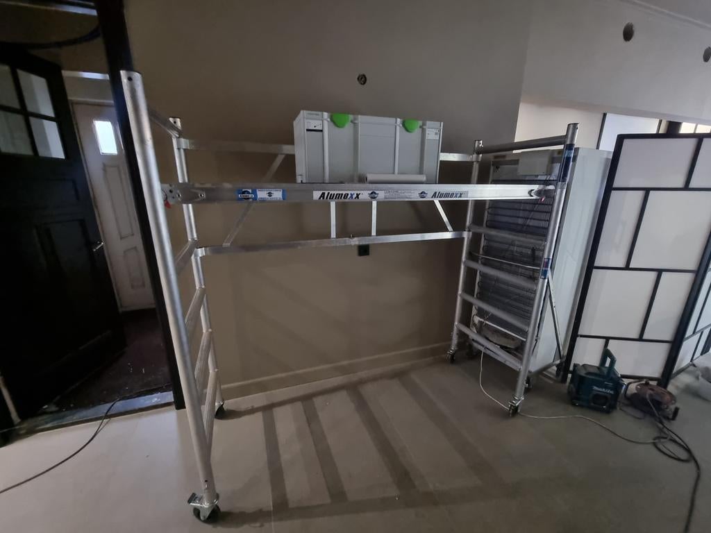 Alumexx Kamersteiger huren 75x190 | Werkhoogte 3m, Ophalen of Verzenden, Rolsteiger of Kamersteiger, 5 meter of hoger
